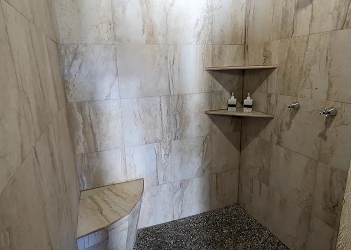 Casa Arcoiris Bed & Breakfast Zihuatanejo