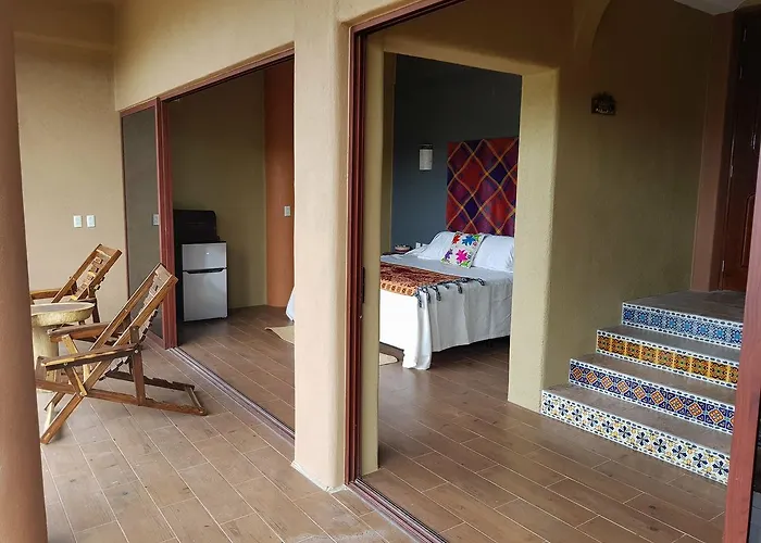 Casa Arcoiris Zihuatanejo