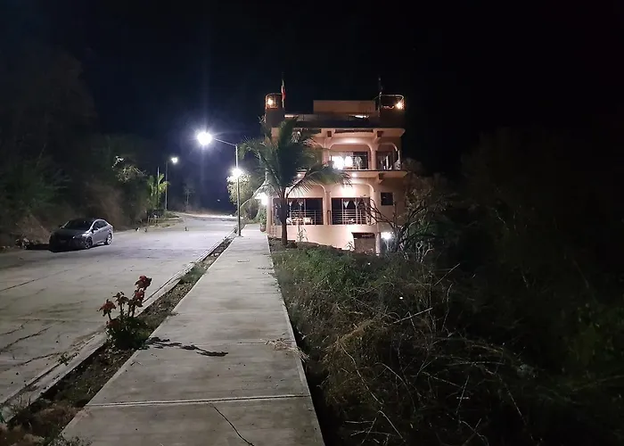 Casa Arcoiris 4*